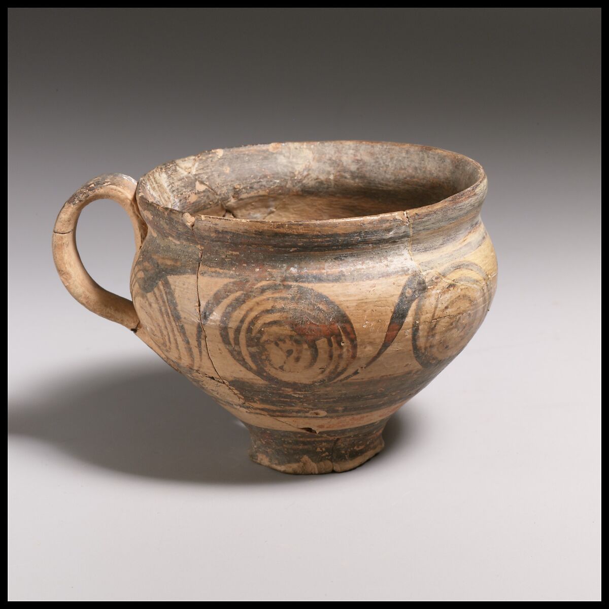 Terracotta hemispherical cup, Terracotta, Minoan