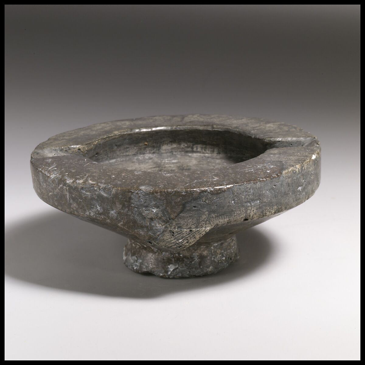 Steatite oil lamp, Steatite, Minoan