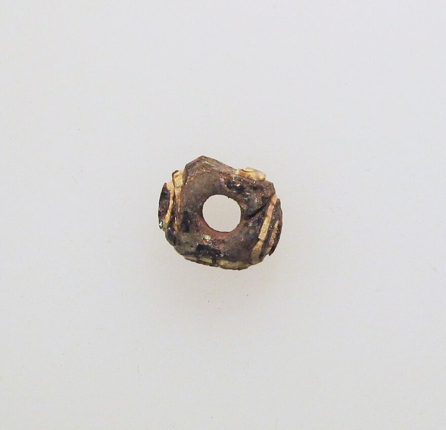 Glass eye bead, Glass 