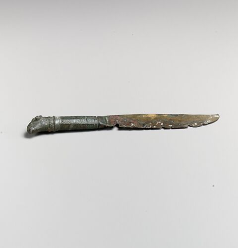 Bronze knife with ram's-head handle