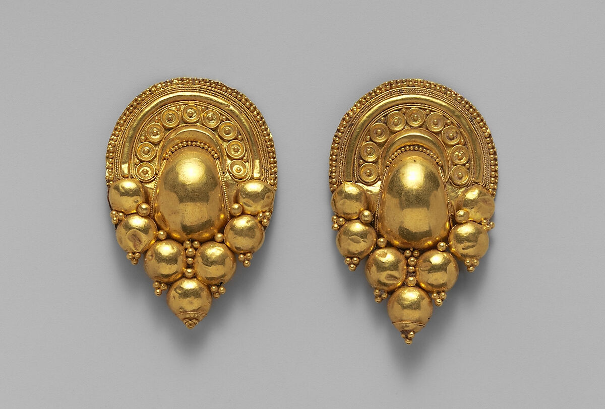 Gold earrings, Gold, Etruscan 