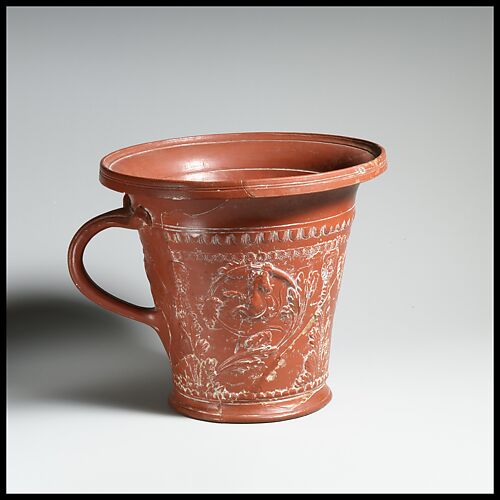 Terracotta modiolus (drinking cup)