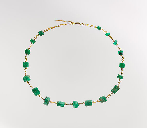 Gold and emerald necklace