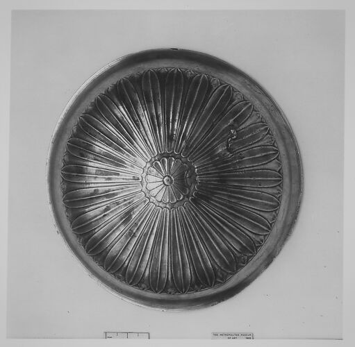 Silver phiale (libation bowl) with gilding