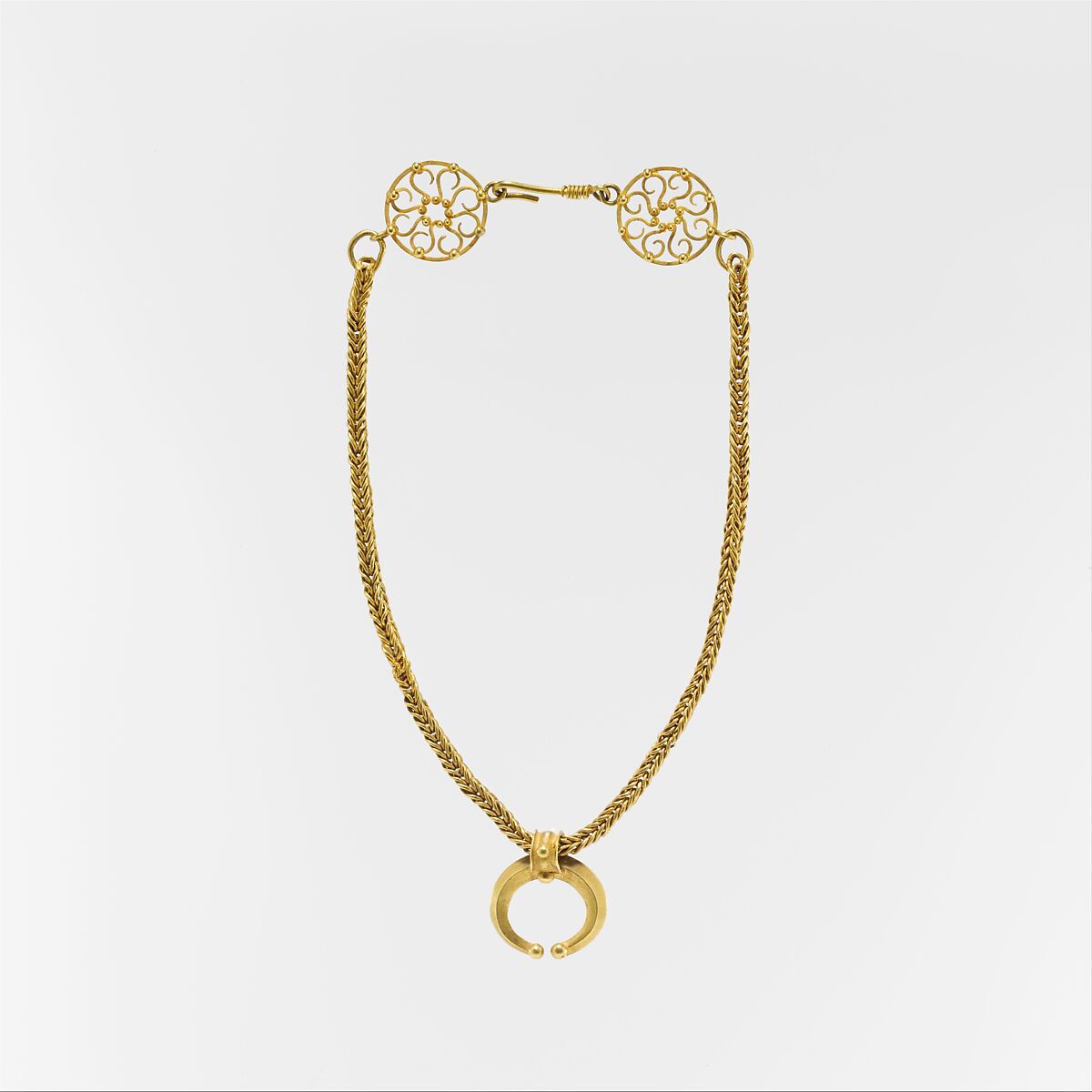 Gold necklace with crescent-shaped pendant, Gold, Roman 