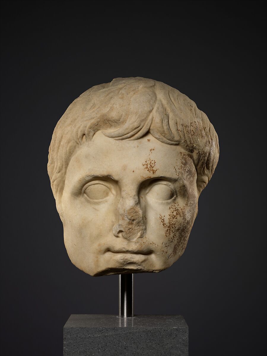 Colossal marble head of the emperor Augustus, Marble, Roman 