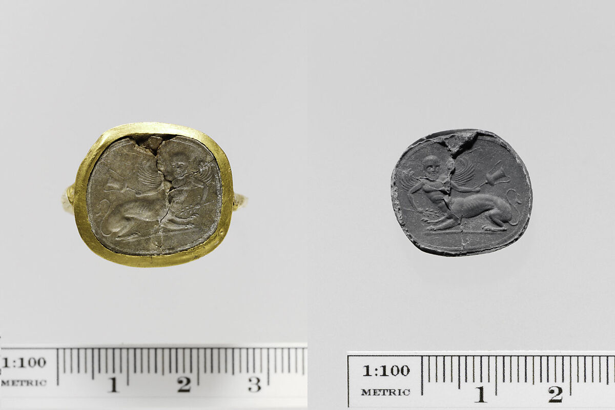 Chalcedonic quartz seal set in a gold ring, Quartz, brown paste, gold, Greek