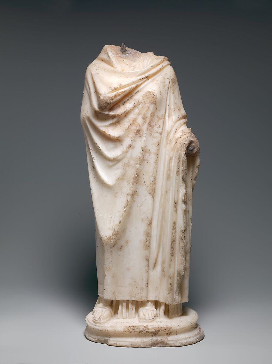 Marble statuette of a woman, Marble, Pentelic, Roman 