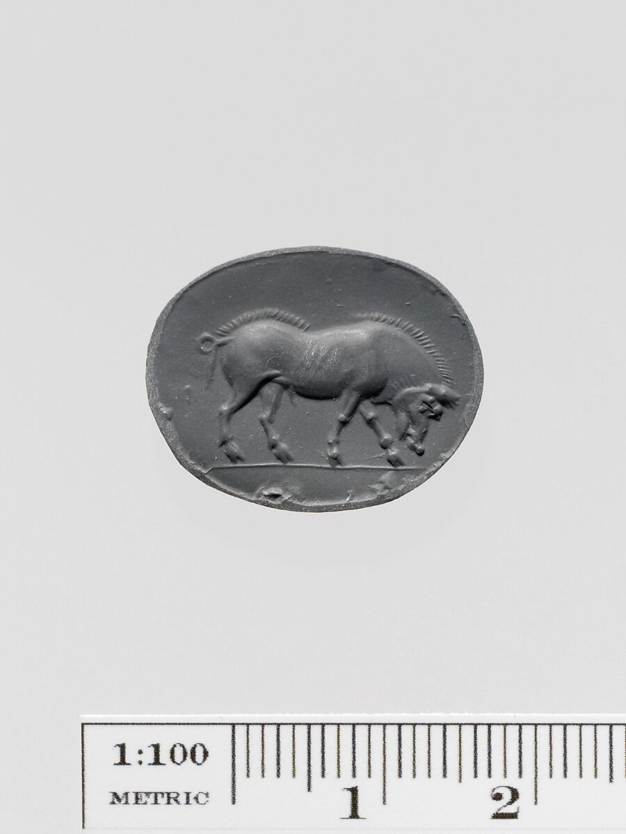 Chalcedony scaraboid seal, Chalcedony, burnt carnelian ?, Greek