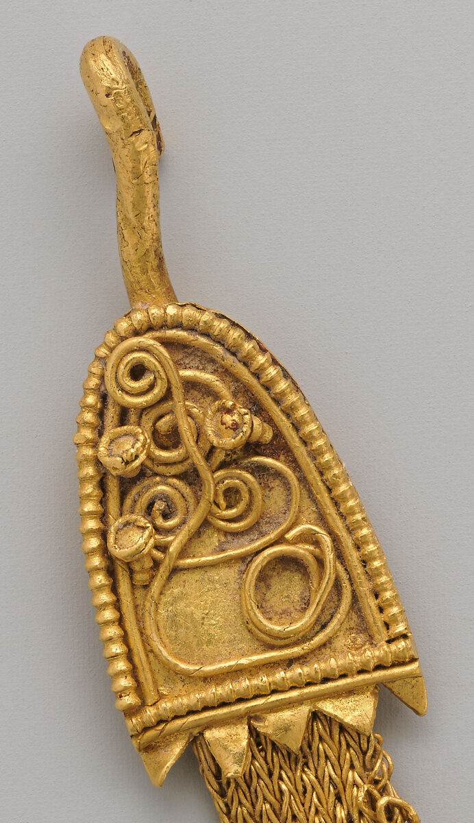 Gold strap necklace with beechnut pendants, Gold, Greek