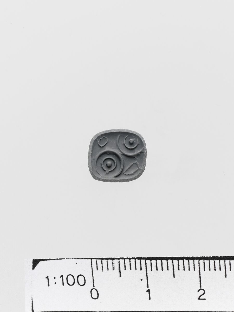 Steatite pyramidal seal, Serpentine, Minoan