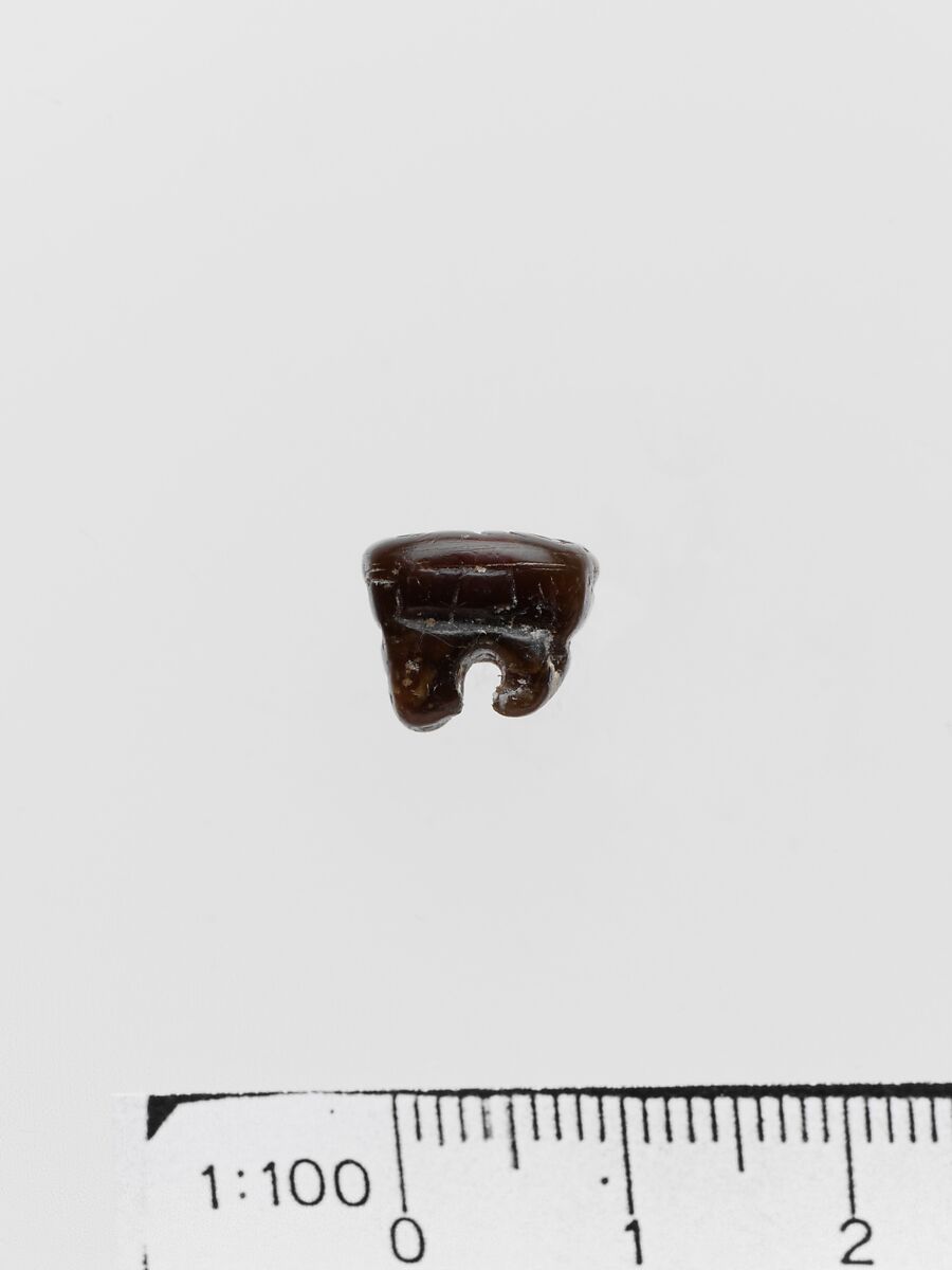 Steatite pyramidal seal, Serpentine, Minoan