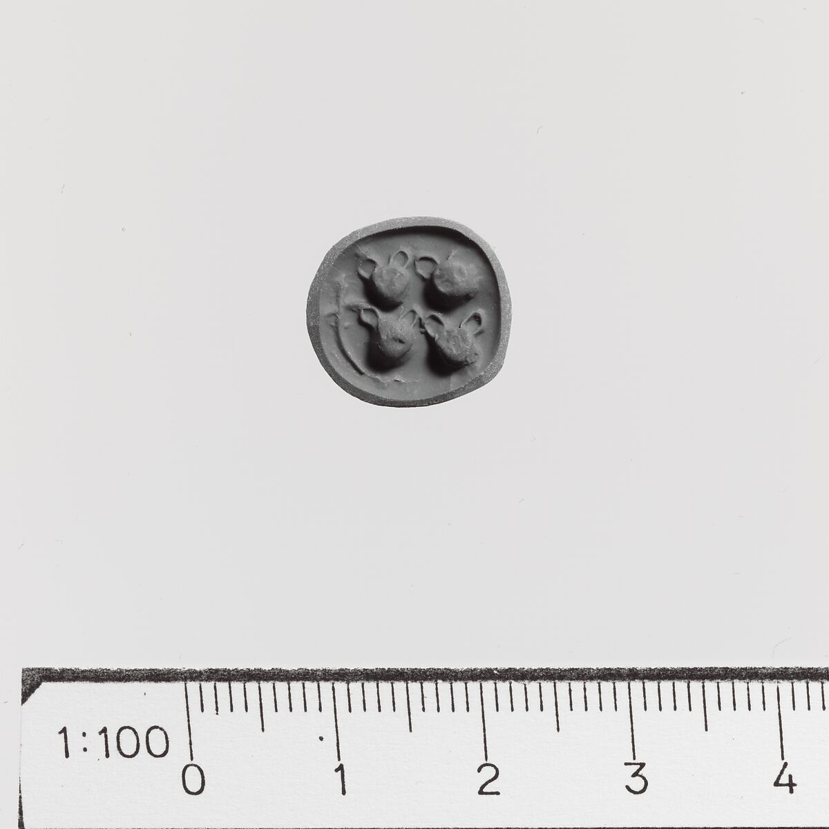 Seal, Serpentine (burnt), Minoan, Crete
