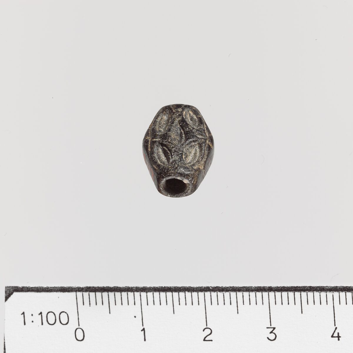 Steatite amygdaloid seal, Steatite, Minoan