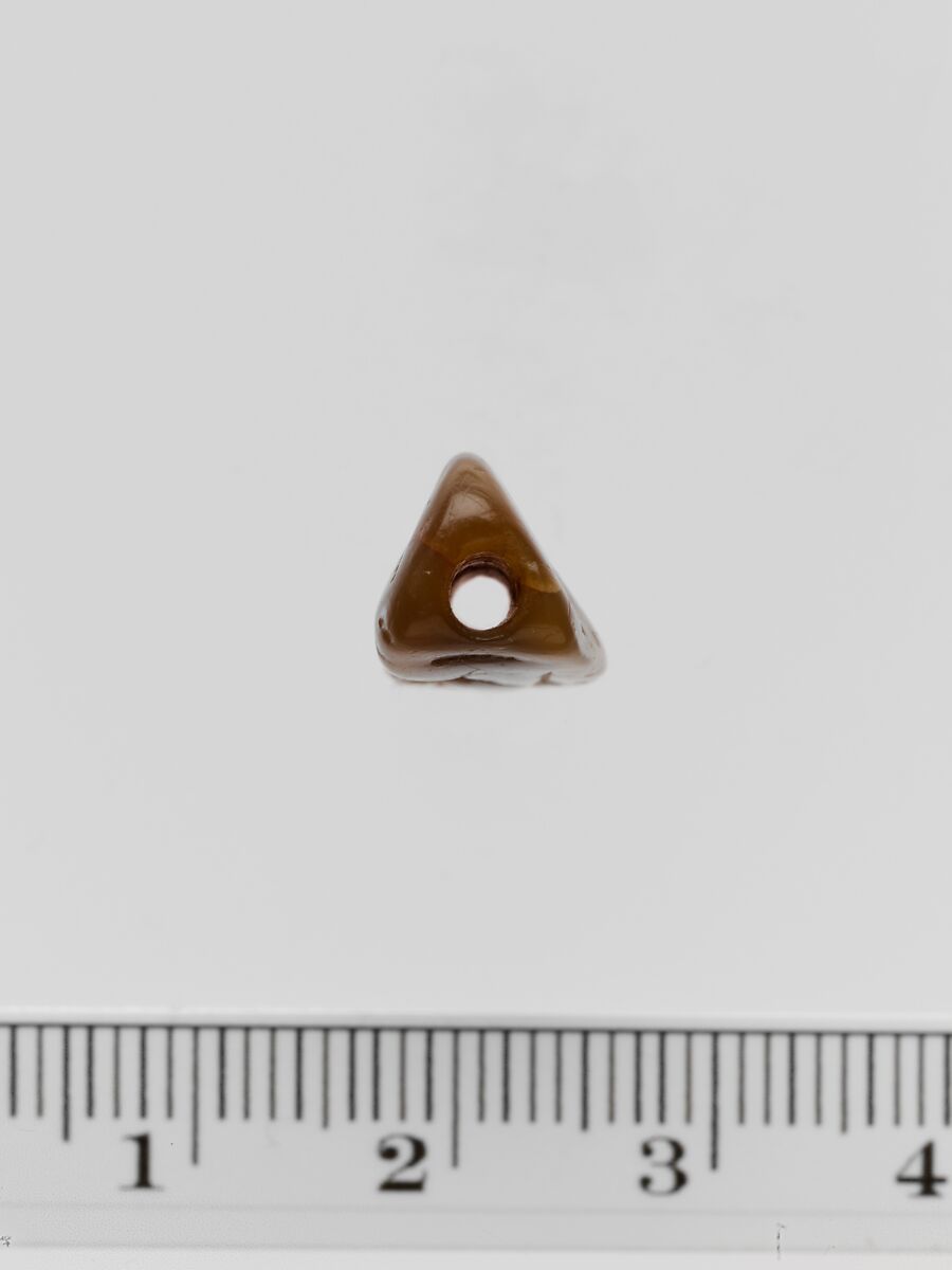 Steatite triangular prism, Serpentine, Minoan