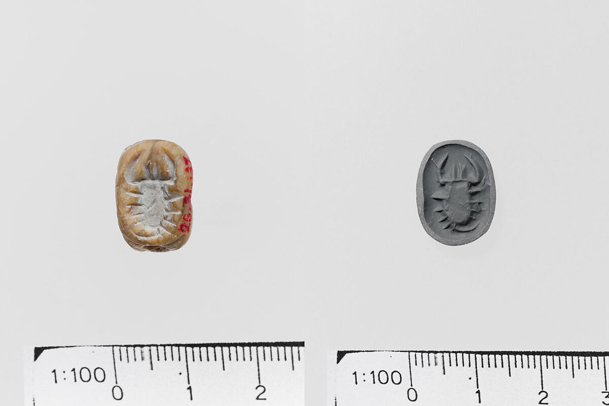 Steatite triangular prism, Serpentine, Minoan