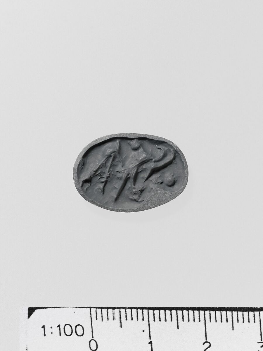 Steatite triangular prism, Serpentine, Minoan