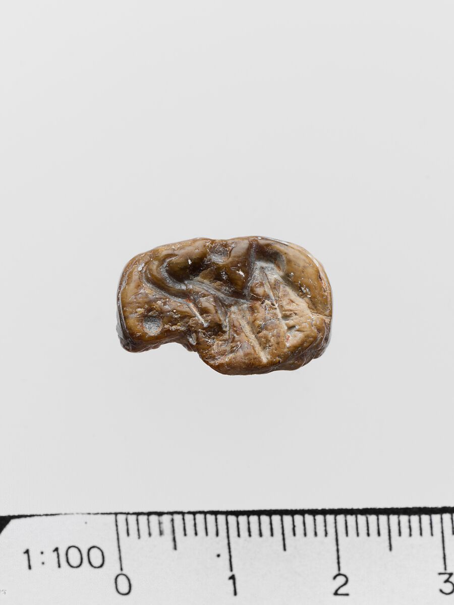 Steatite triangular prism, Serpentine, Minoan