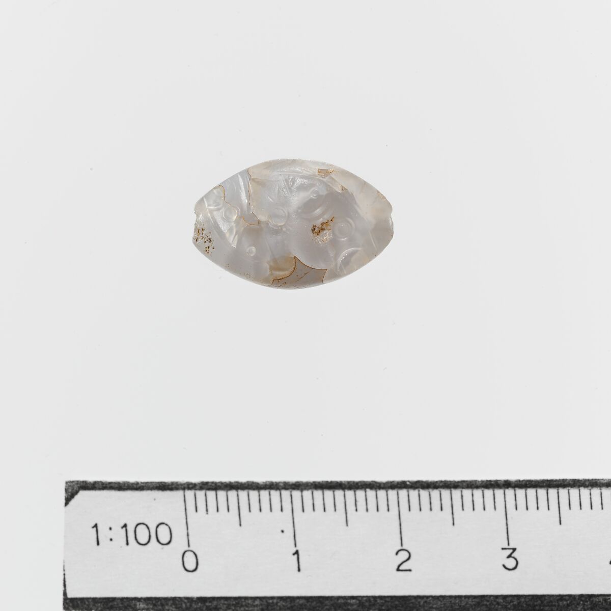 Chalcedony amygdaloid seal, Chalcedony, Minoan