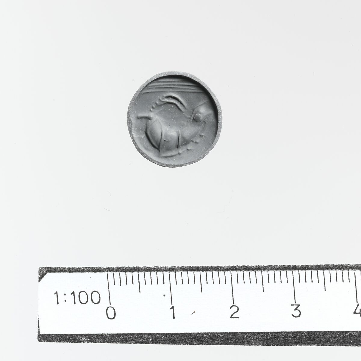 Chalcedony lentoid seal, Sardonyx, Minoan