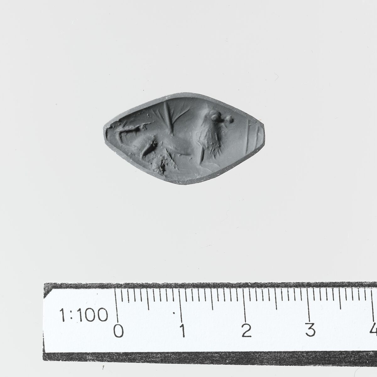 Haematite amygdaloid seal, Haemaetite, Minoan