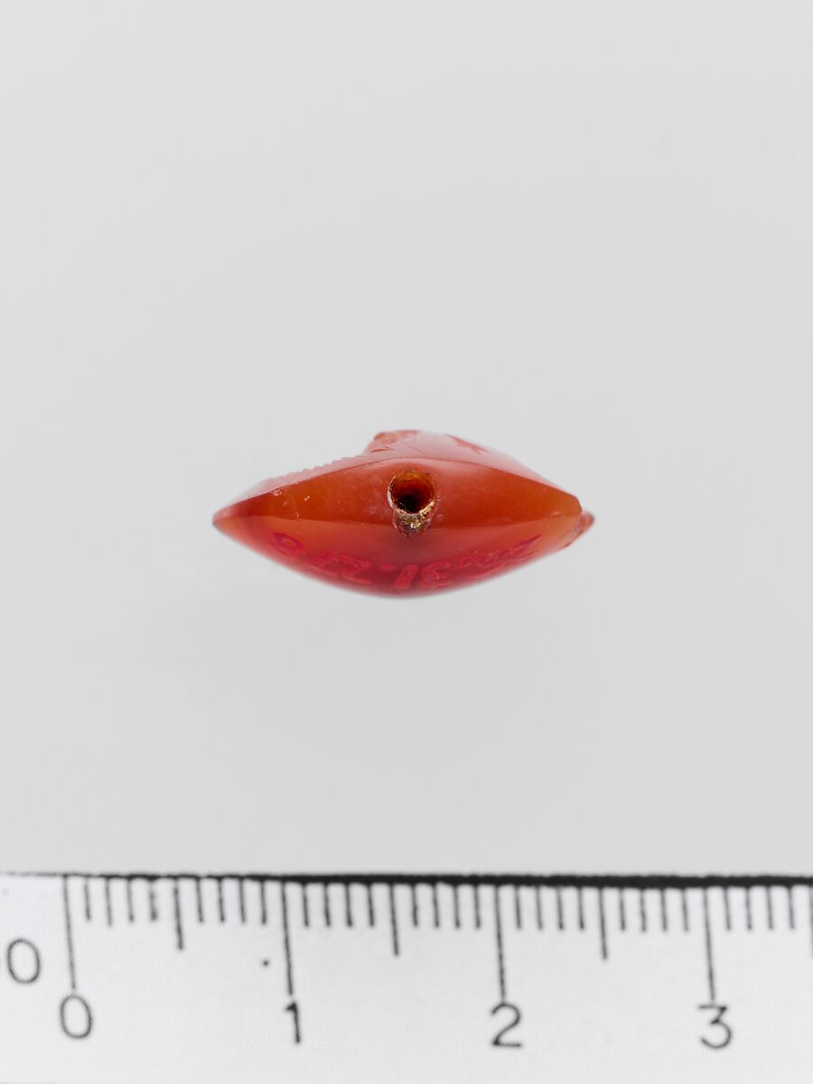 Carnelian lentoid seal, Carnelian, Minoan