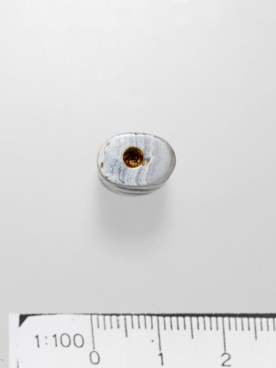 Agate flattened cylinder seal, Agate, burnt, Minoan