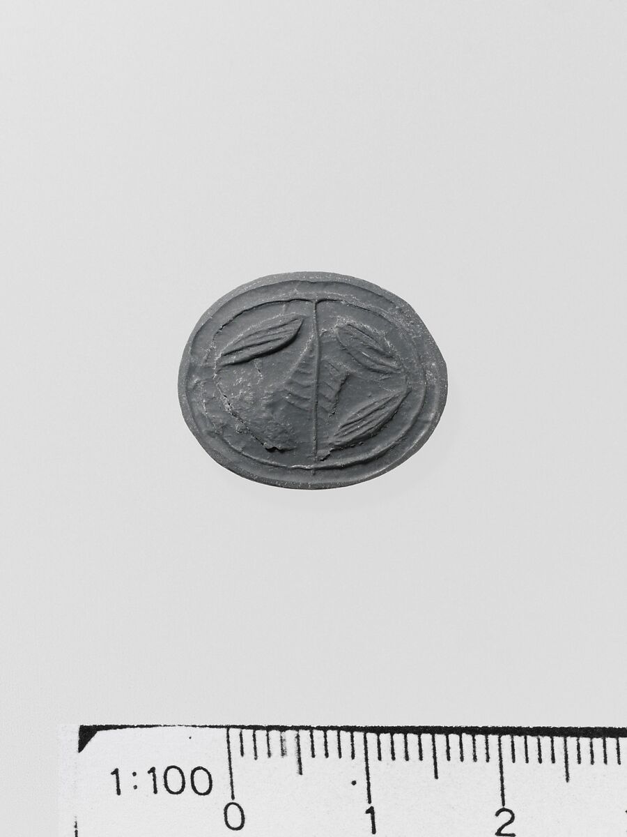 Ivory elliptical-shaped seal, Bone, Minoan