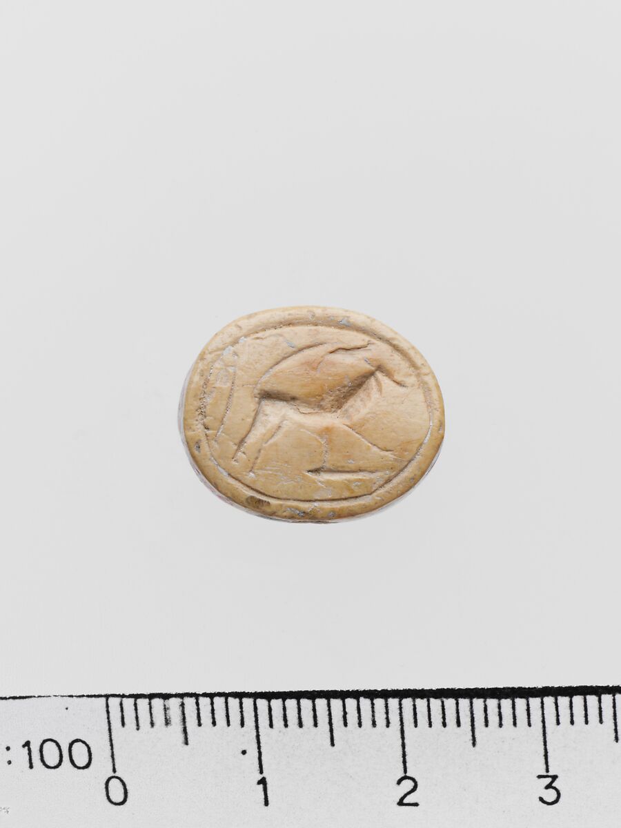 Ivory elliptical-shaped seal, Bone, Minoan 