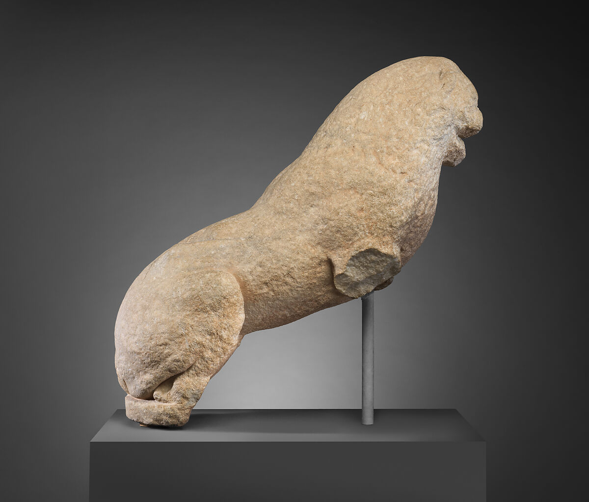 Marble statue of a seated lion, Marble, East Greek or Lydian