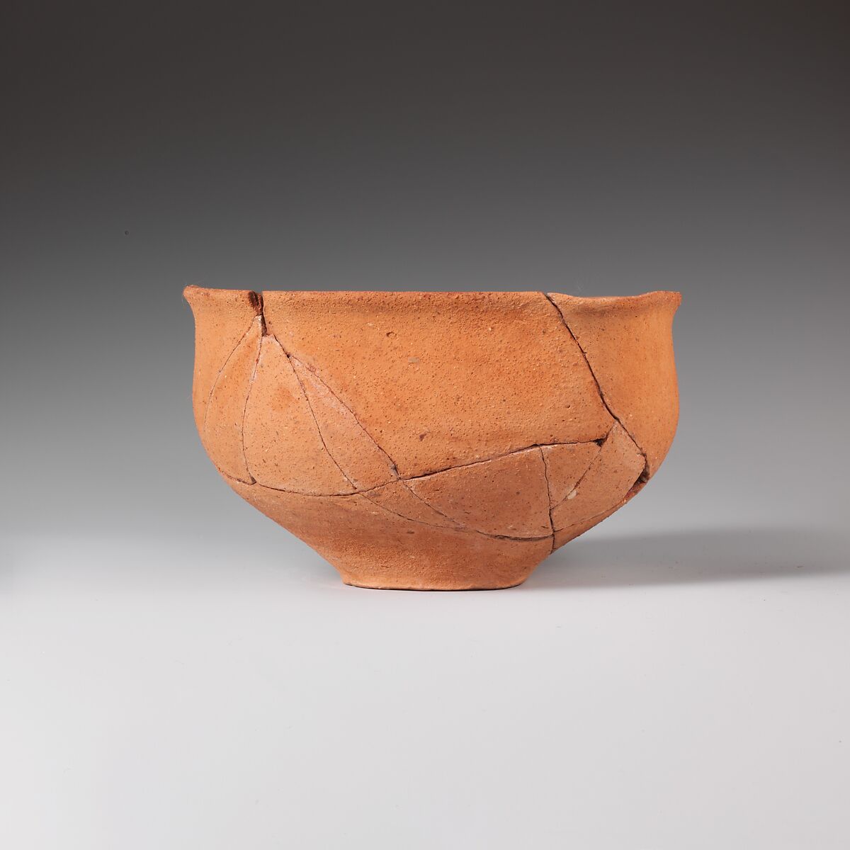 Terracotta pulled-rim bowl, Terracotta, Mycenaean