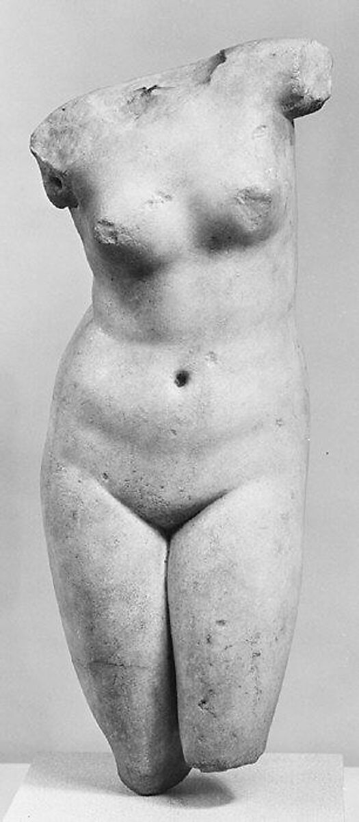 Marble statuette of Aphrodite Anadyomene (rising), Marble, Roman or Greek 