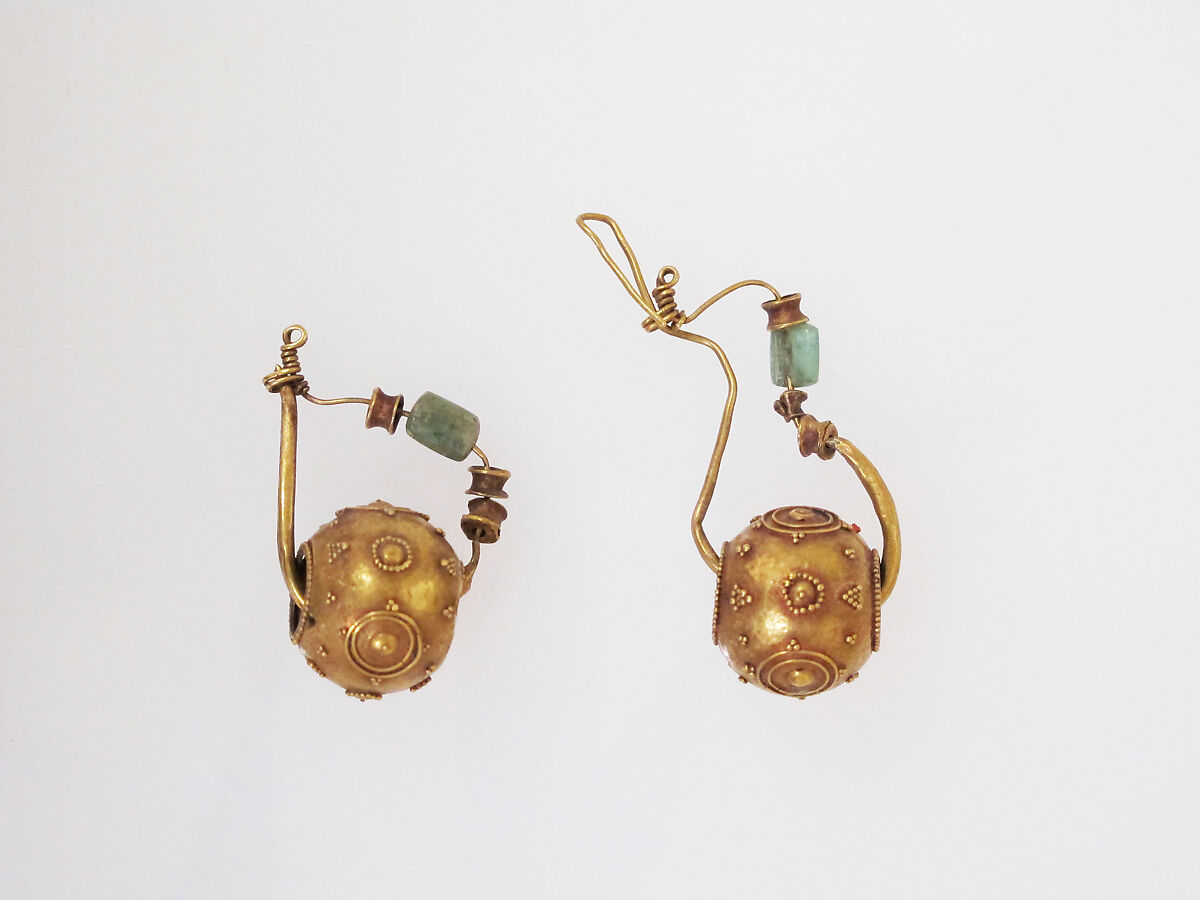 Earring with beads, Gold 