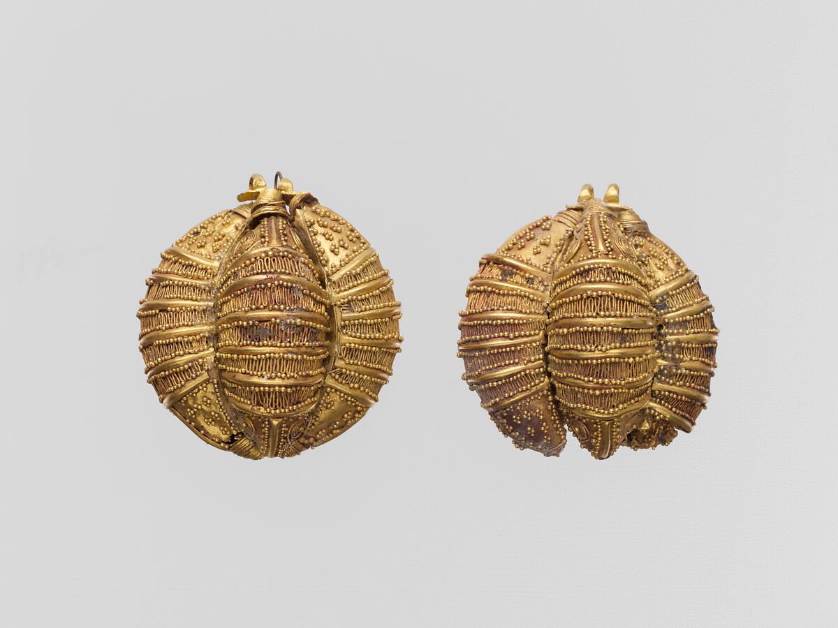 Pair of gold ornaments comprised of three leech-shaped elements, Gold, Greek 