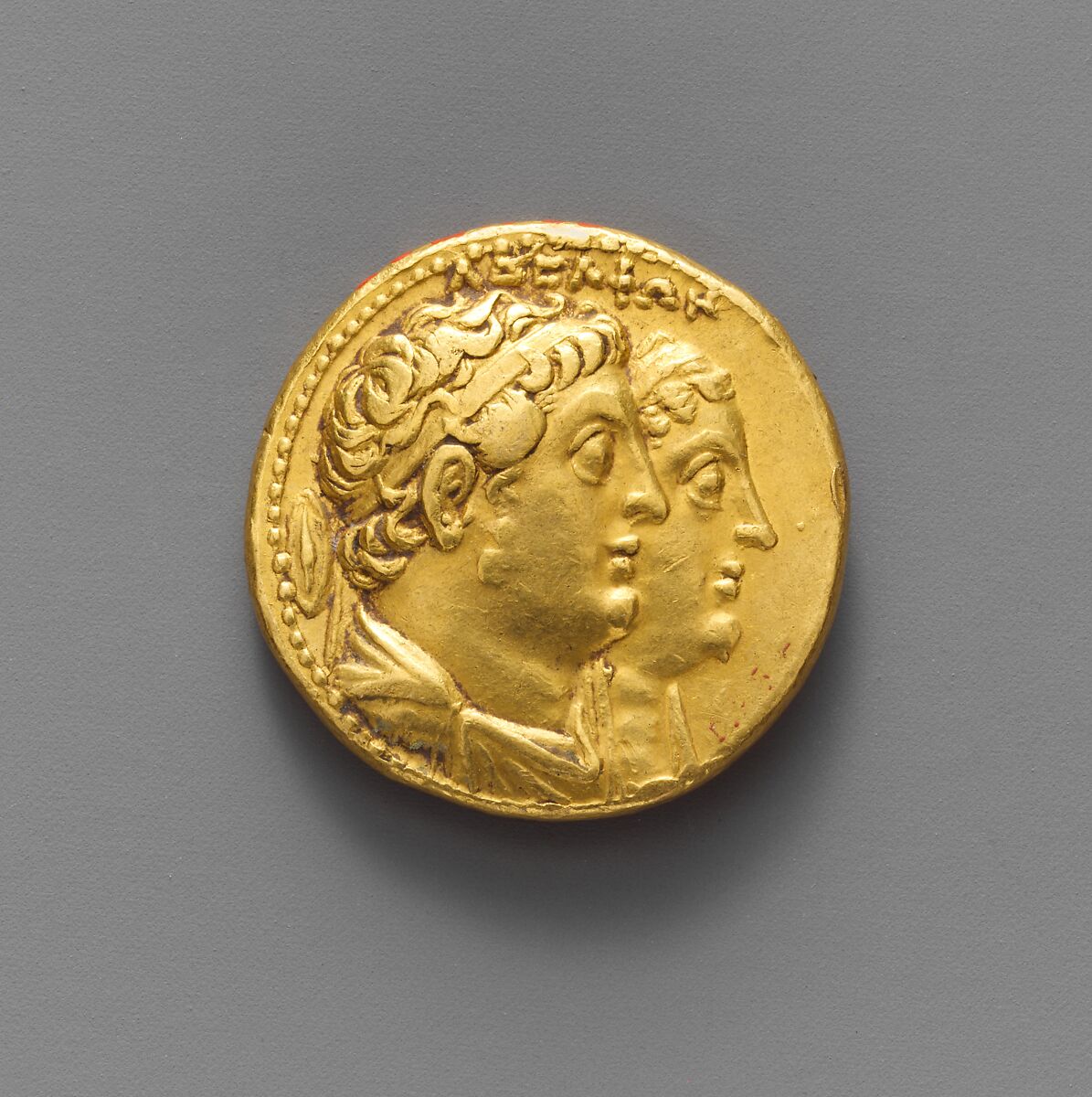 Gold oktadrachm of Ptolemy III Euergetes, Gold, Greek, Ptolemaic