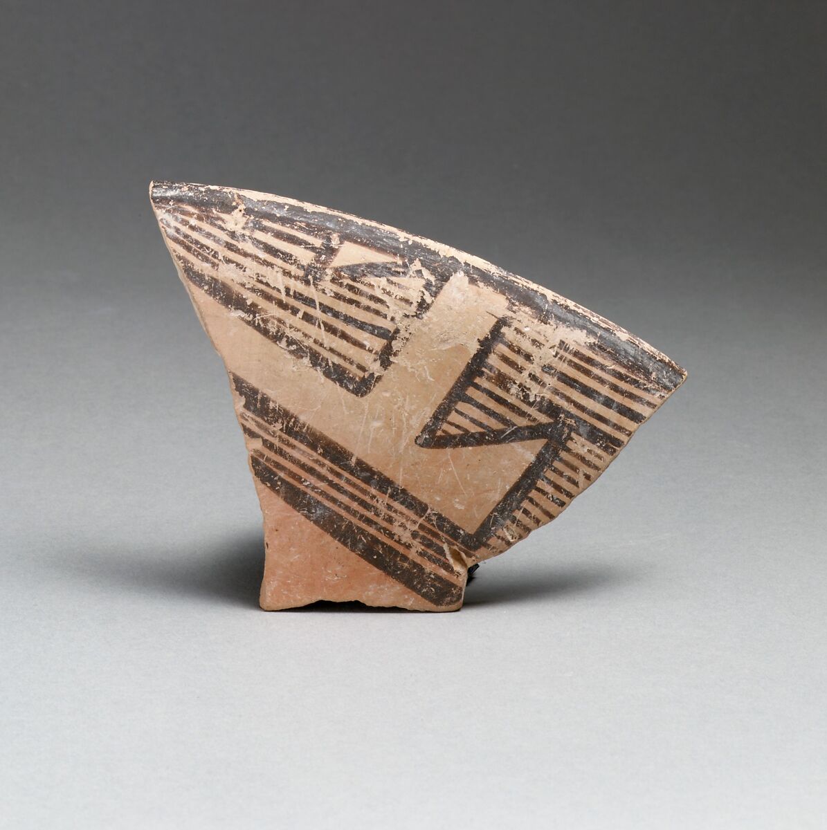 Terracotta rim of a bowl, Terracotta, Dimini culture 