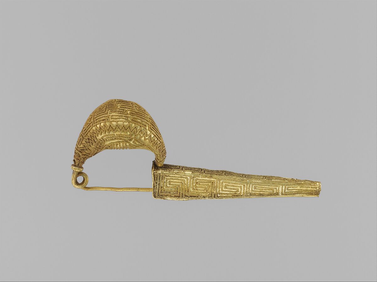 Gold sanguisuga-type fibula (safety pin) with patterns in granulation, Gold, Etruscan