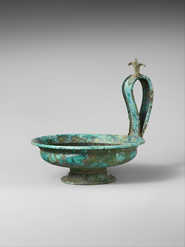 Bronze kyathos (single-handled cup)
