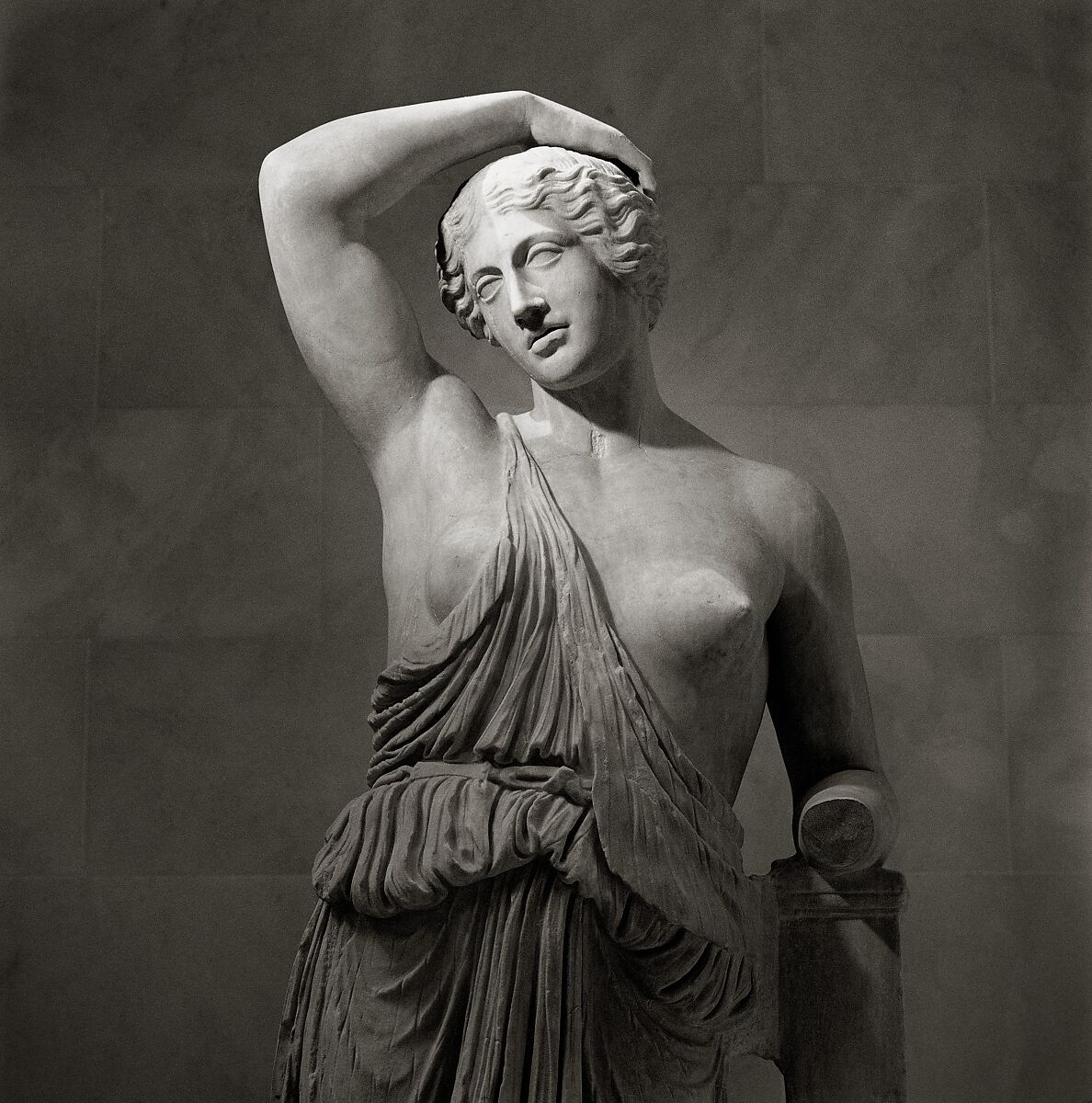 Marble statue of a wounded Amazon, Marble, Roman