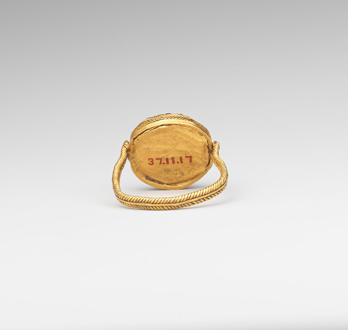 Gold ring set with an emerald, Gold, emerald, Greek