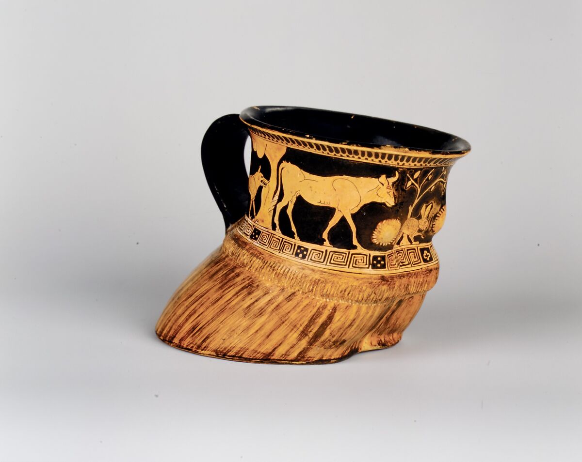 Terracotta cup: cow's hoof, Attributed to a painter recalling the Brygos Painter, Terracotta, Greek, Attic