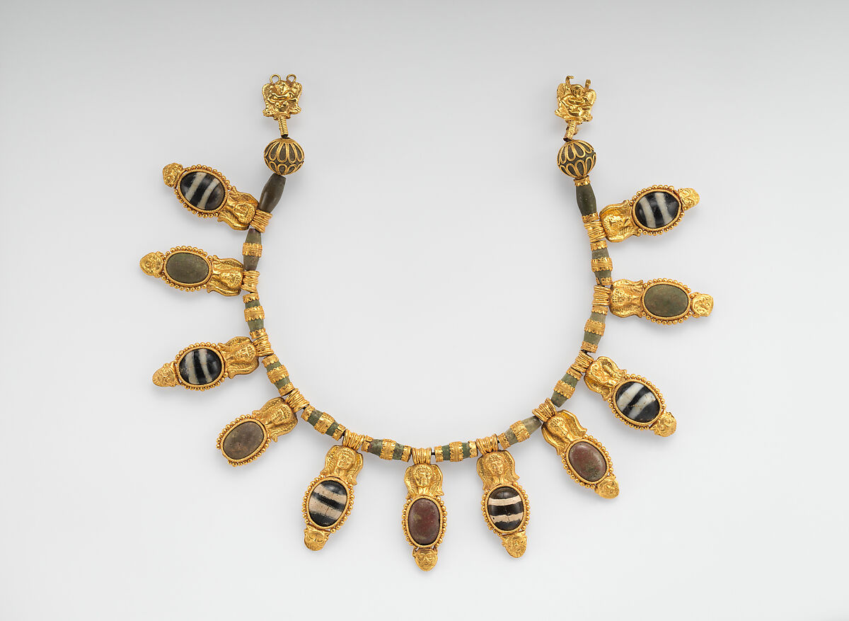 Gold and glass necklace | Etruscan | Late Archaic | The Met