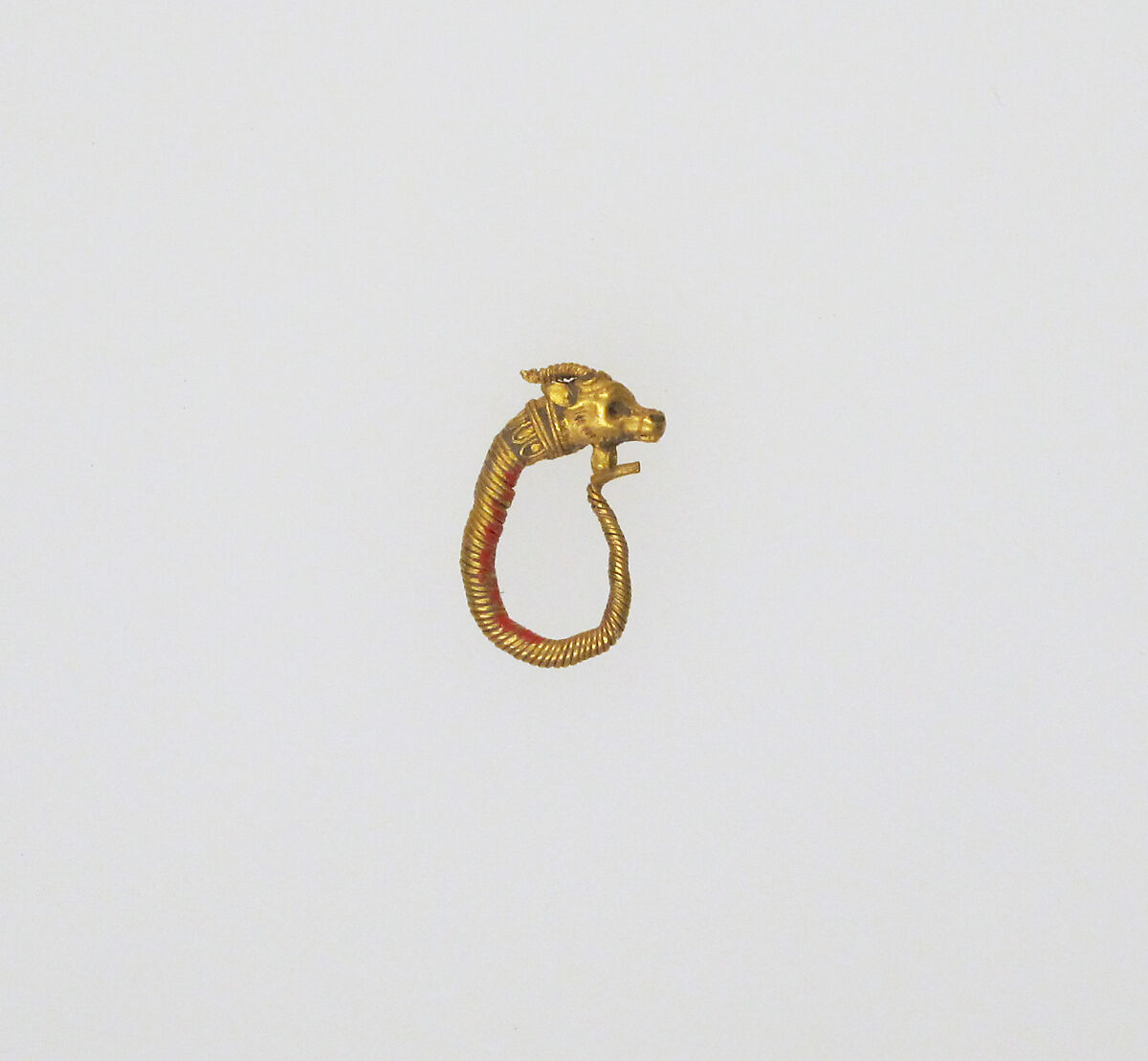 Earring with head of a goat, Gold 
