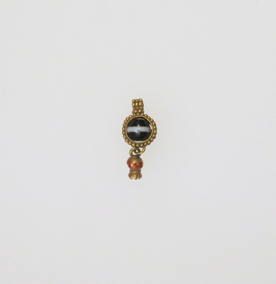 Pendant with pomegranate, Gold, agate 