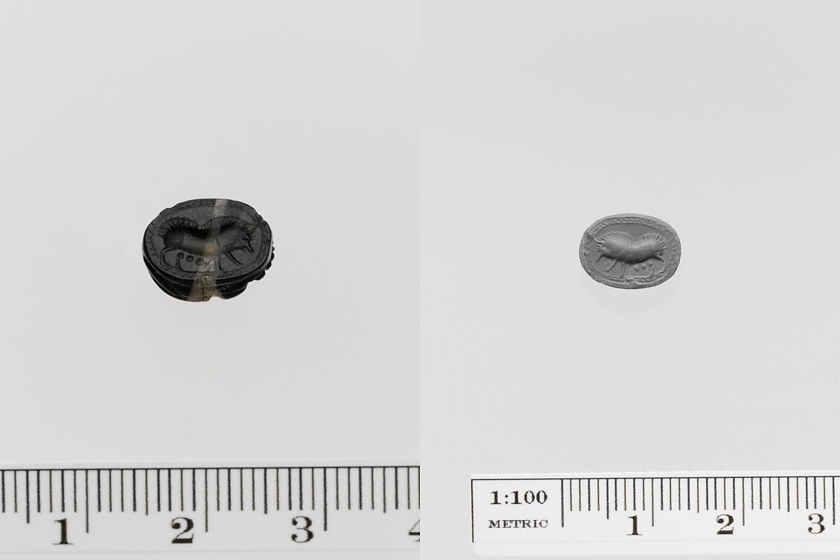 Agate scarab, Agate, green and white, Greek