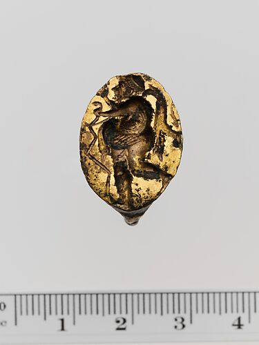 Gilt bronze ring