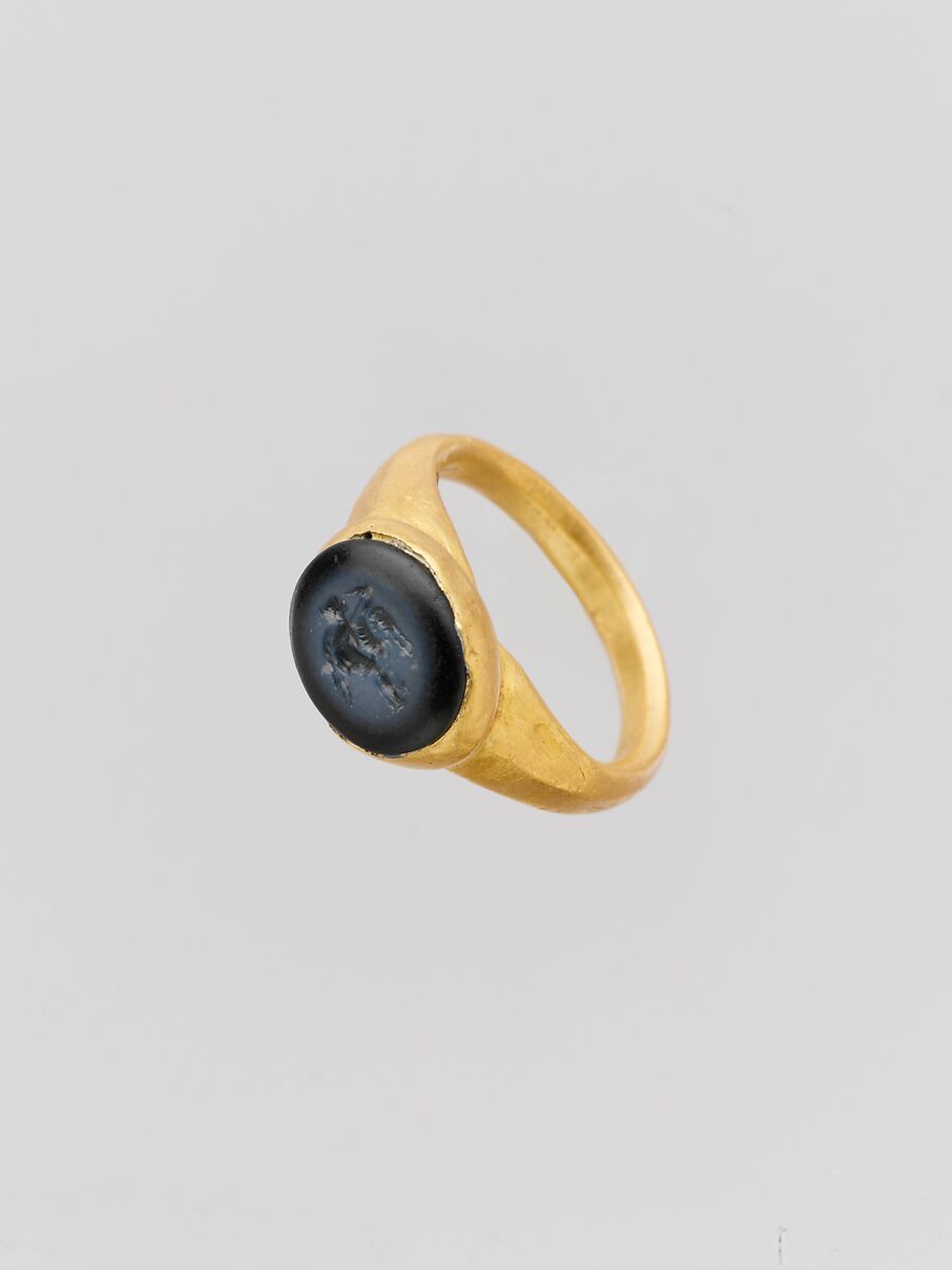 Nicolo ring stone set in a gold ring, Nicolo, gold, Roman