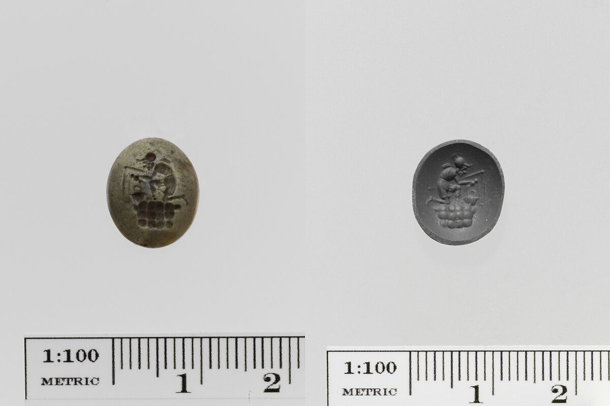 Agate ring stone intaglio: fisherman, Agate, Italic or Roman