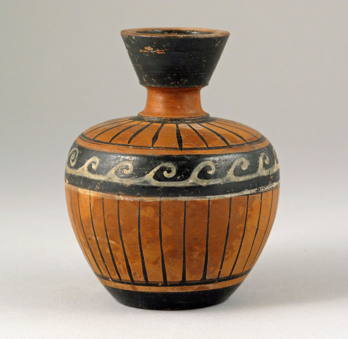 Aryballos, Attributed to the Bulas Group, Terracotta, Greek, Attic 
