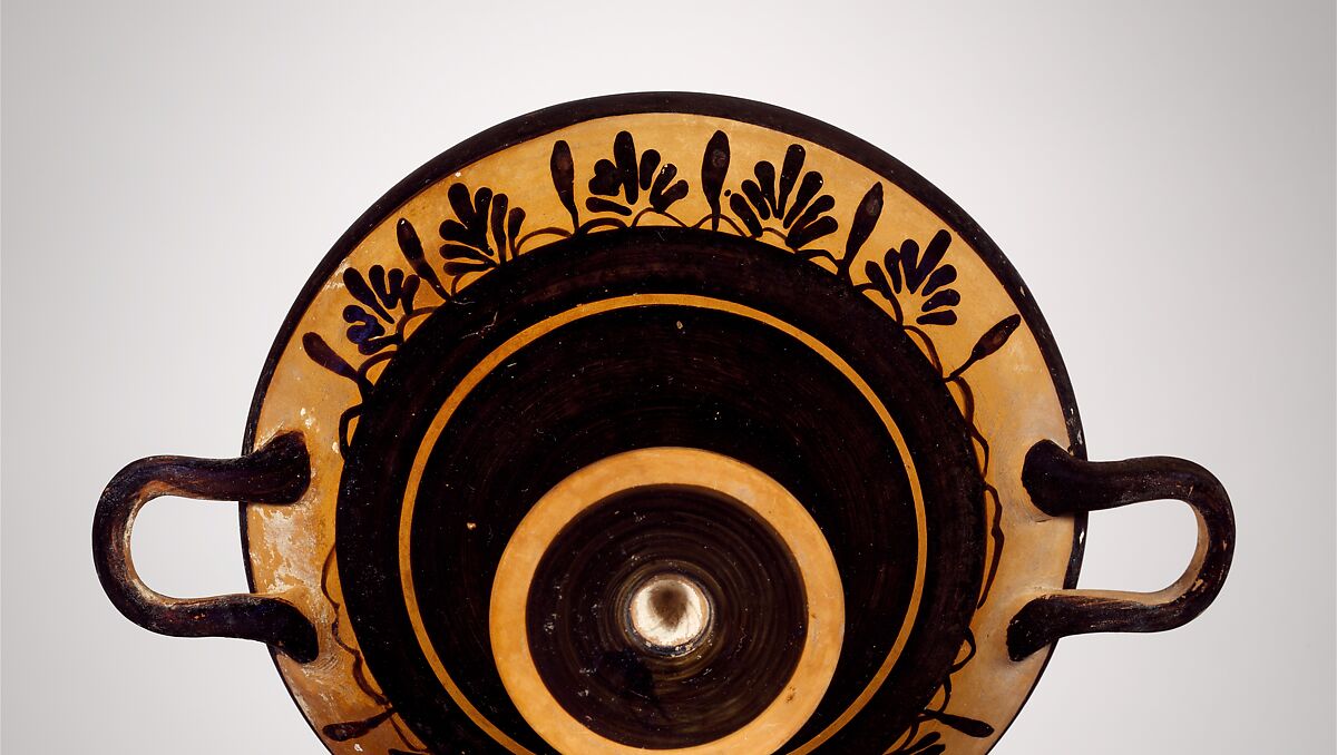 Terracotta kylix (drinking cup), Terracotta, Greek, Boeotian 